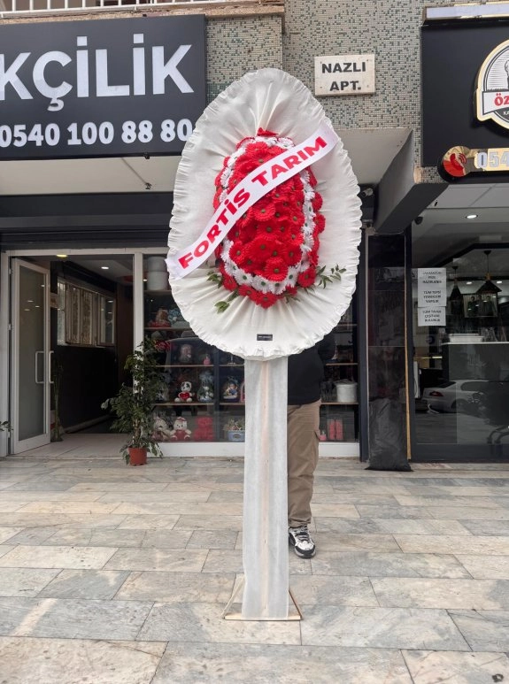 Kırmızı Beyaz Gerbera Tek Katlı Çelenk